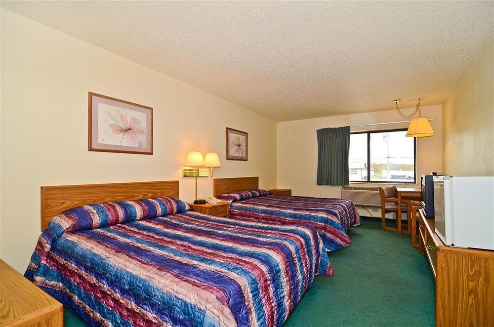 Quality Inn New London Стая снимка