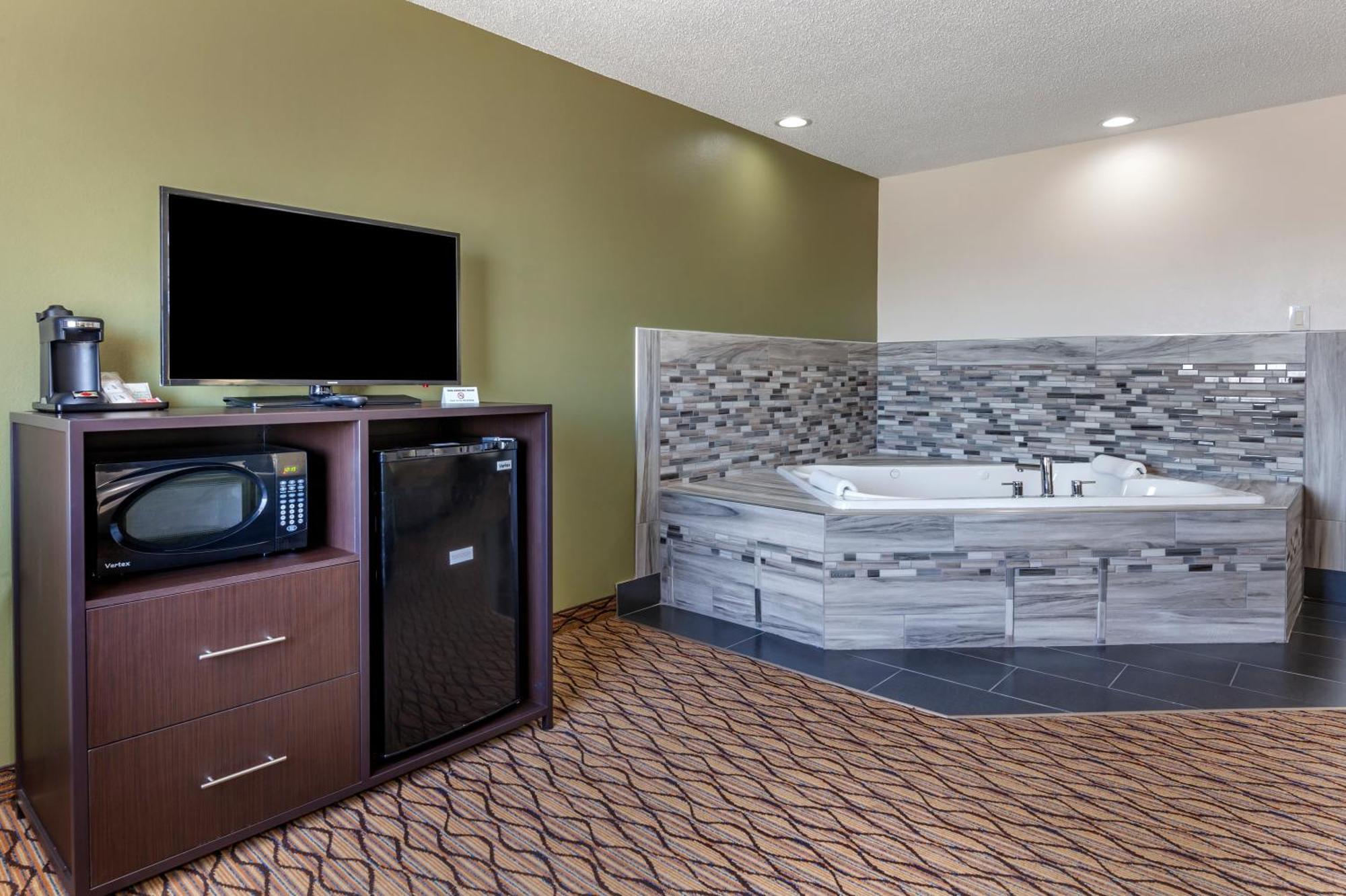Quality Inn New London Екстериор снимка
