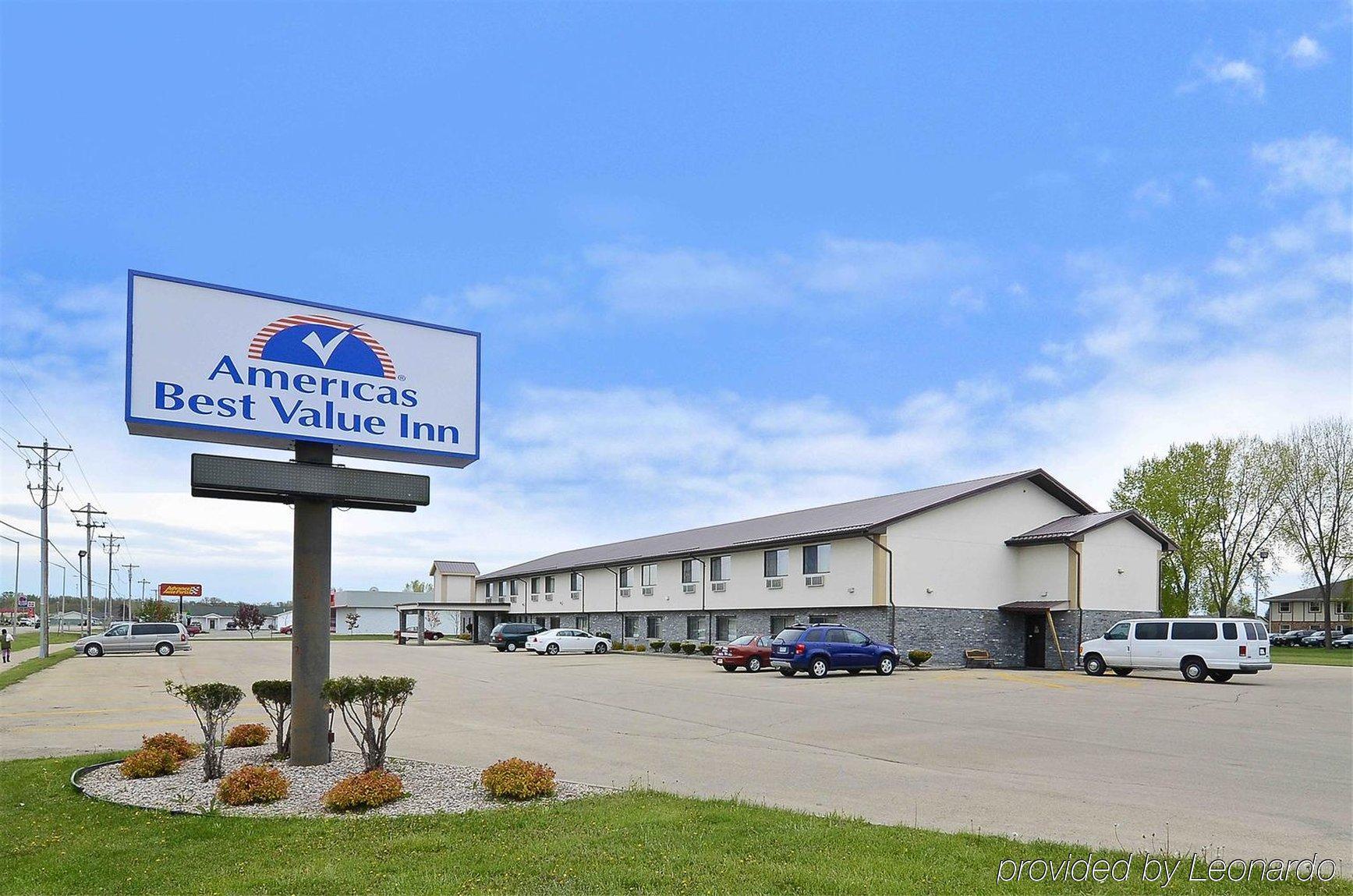 Quality Inn New London Екстериор снимка