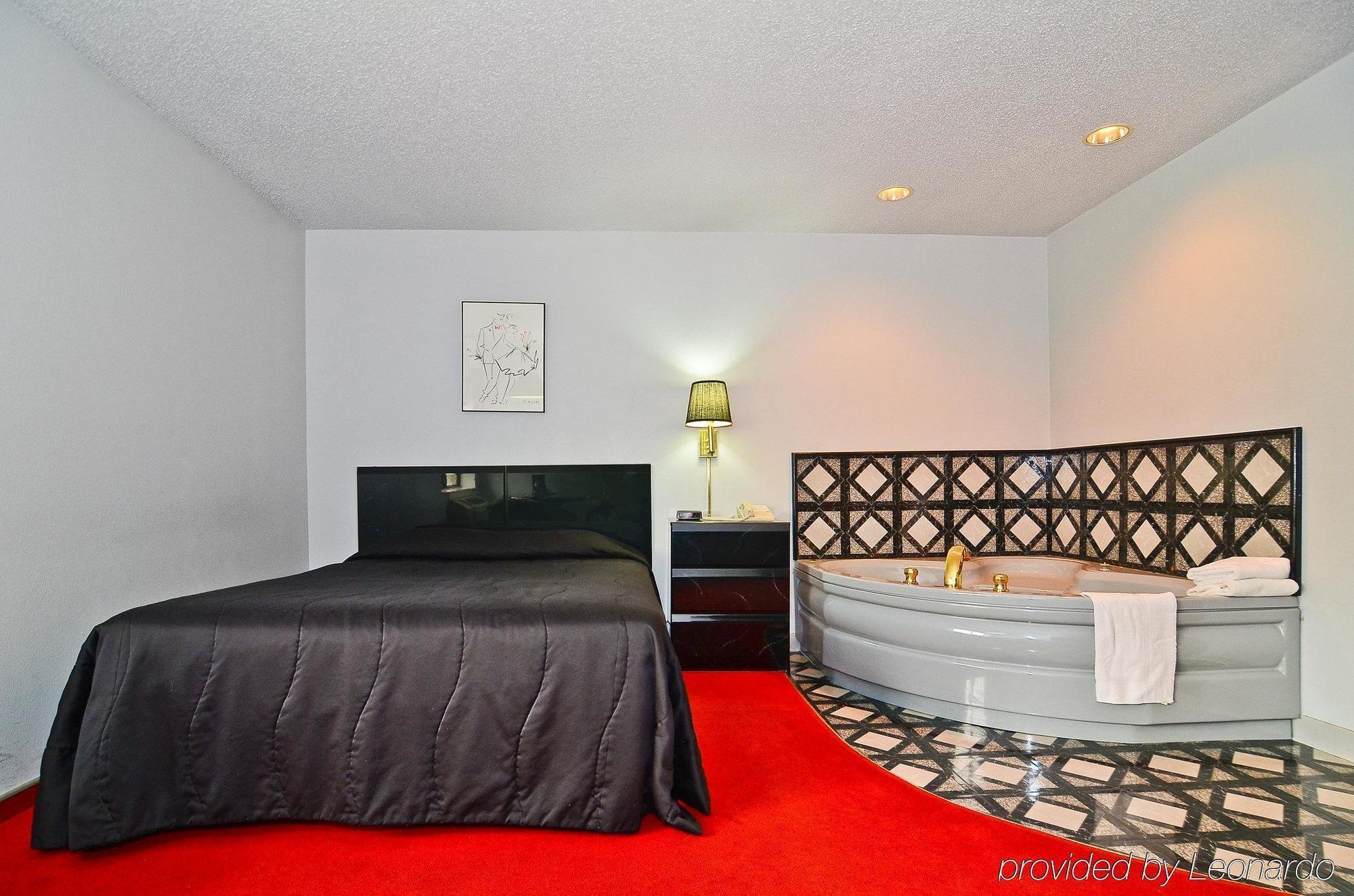 Quality Inn New London Стая снимка