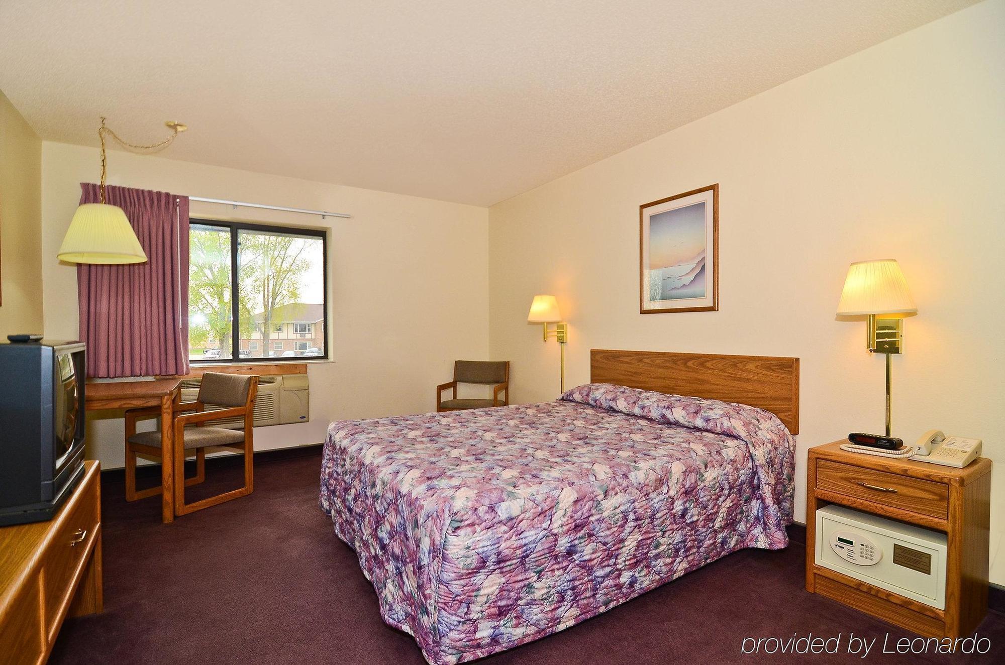Quality Inn New London Стая снимка